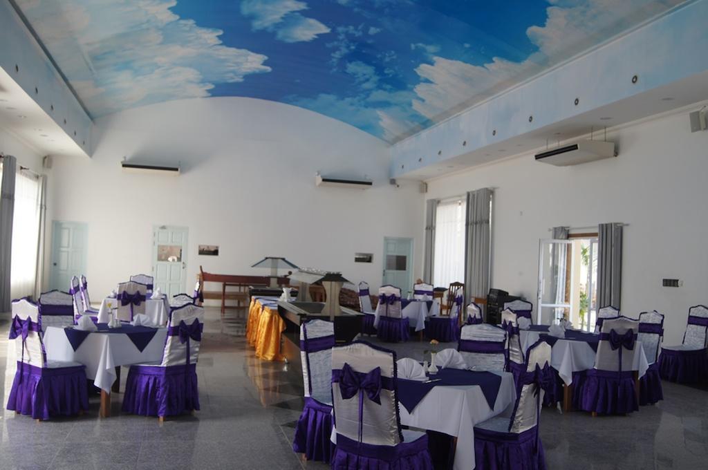 Triumph Hotel Mandalay Bagian luar foto