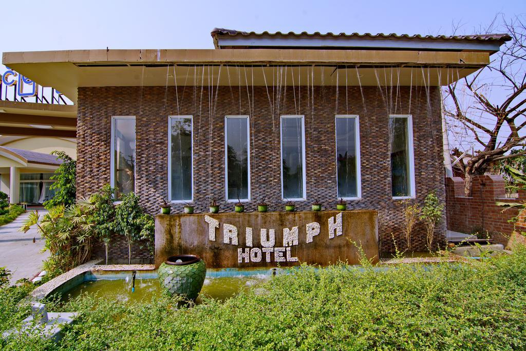 Triumph Hotel Mandalay Bagian luar foto