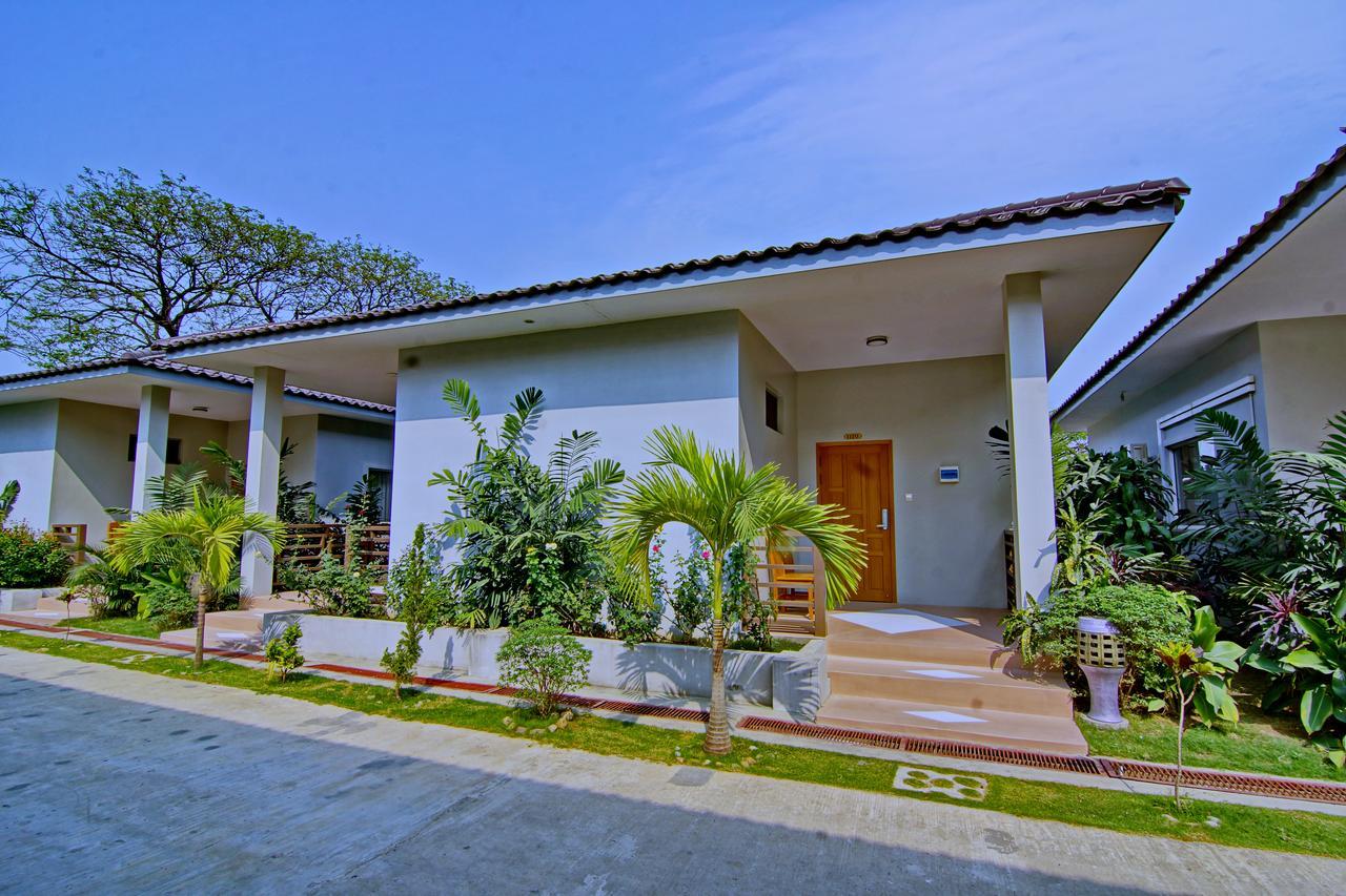 Triumph Hotel Mandalay Bagian luar foto