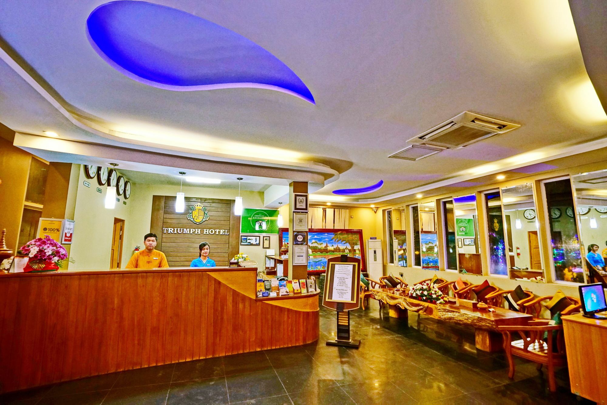 Triumph Hotel Mandalay Bagian luar foto
