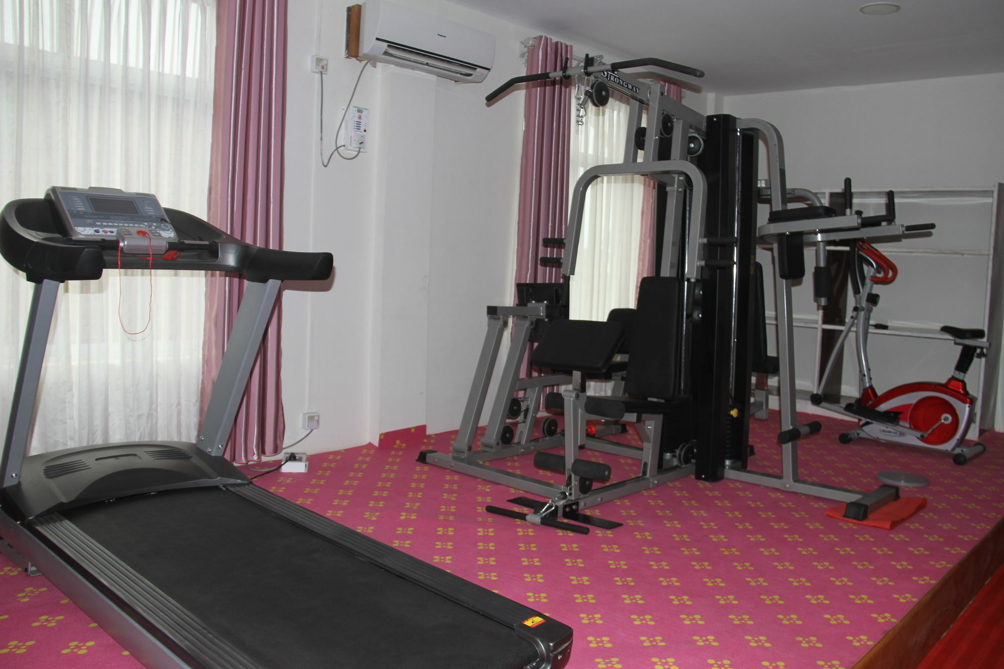 Triumph Hotel Mandalay Bagian luar foto