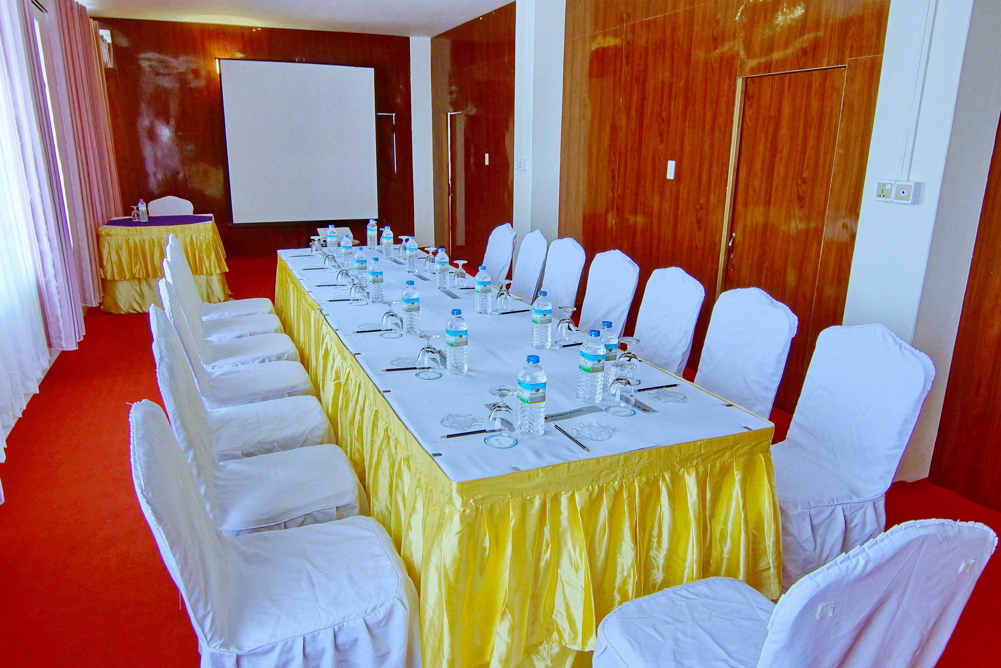 Triumph Hotel Mandalay Bagian luar foto