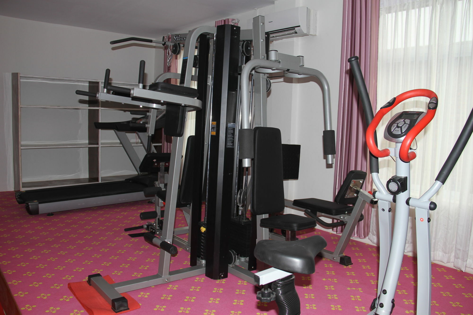 Triumph Hotel Mandalay Bagian luar foto