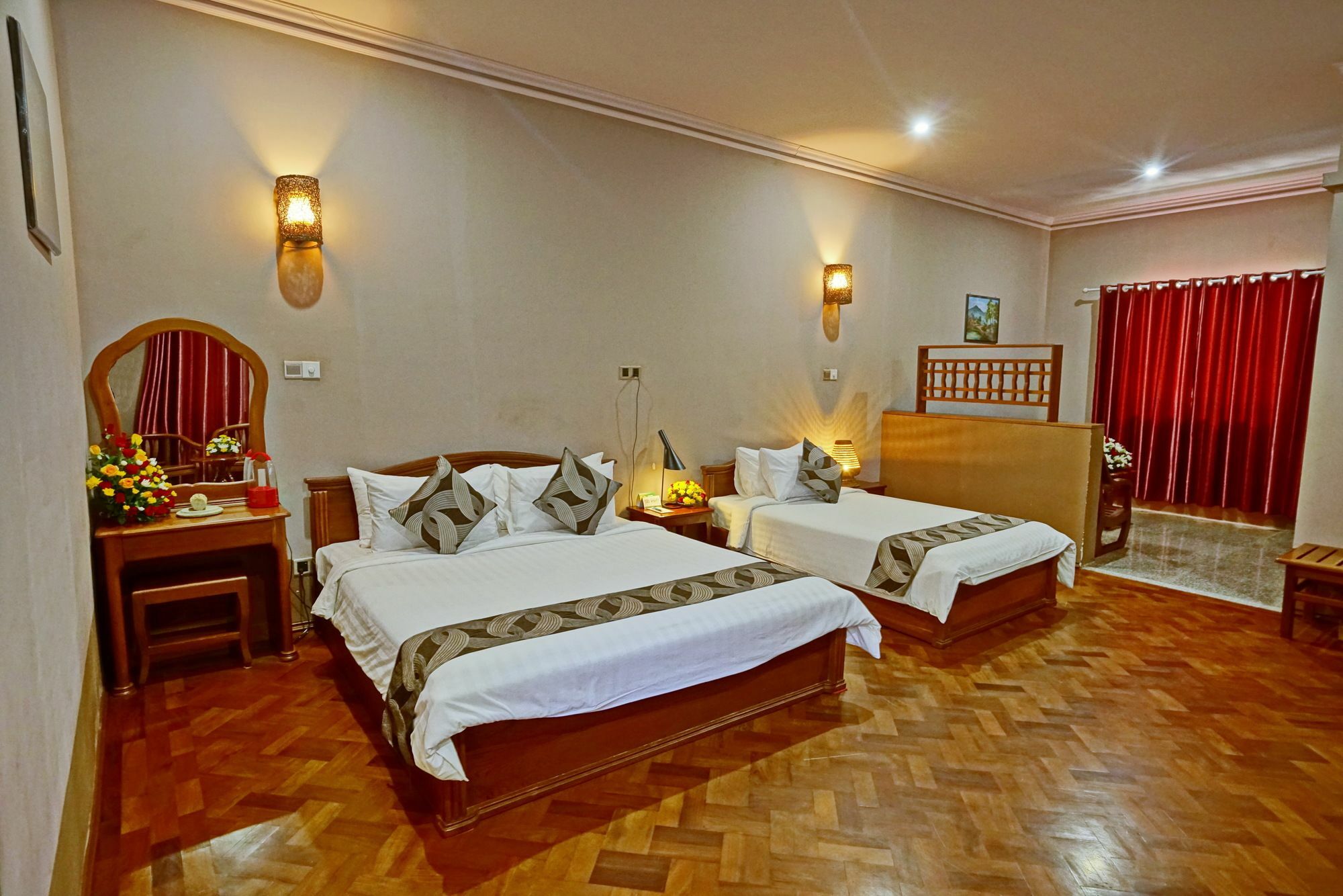 Triumph Hotel Mandalay Bagian luar foto